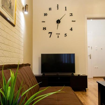 "Tsiftsis" City Apartments Kiáto Kültér fotó