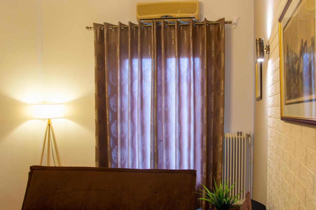 "Tsiftsis" City Apartments Kiáto Kültér fotó